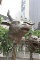 Otra vista de las Cabezas del zodiaco chino (Zodiac heads) de Ai Weiwei